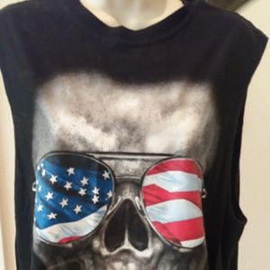 Men's tank with skull